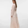 Awtaliha Langes Kleid