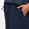 Hose in regulärer Passform