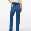 Jeans in gerader Passform