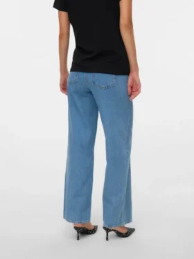 Jeans mit weitem Bein