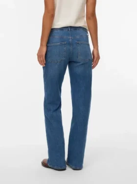 Jeans mit weitem Bein