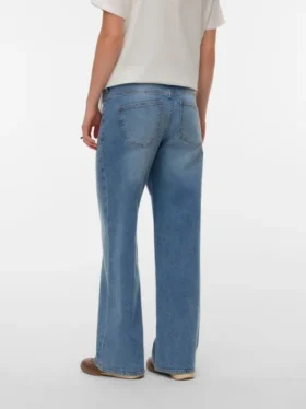 Jeans mit weitem Bein