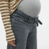 Jeans mit weitem Bein
