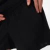 Shorts in lockerer Passform