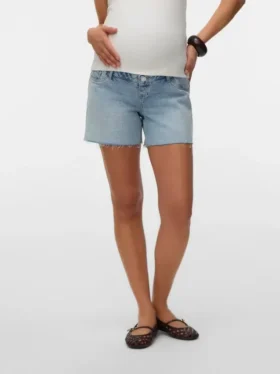 Shorts in regulärer Passform