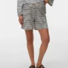Shorts in regulärer Passform