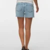 Shorts in regulärer Passform