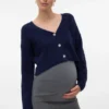 Strickjacke mit V-Ausschnitt aus Strickwaren in regulärer Passform