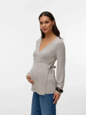 Top mit V-Ausschnitt in Regular-Fit