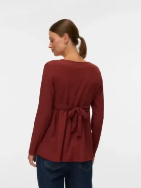 Top mit V-Ausschnitt in Regular-Fit