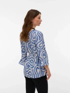 Top mit V-Ausschnitt in Regular-Fit