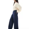 Topshop-Jeans mit niedriger Taille und lockerer Passform