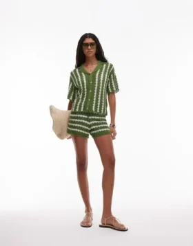 Topshop Strick-Set mit gestreiftem Hemd
