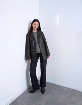 Tsaria-Jacke