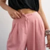 Tsbeate-Hose mit hoher Leibhöhe