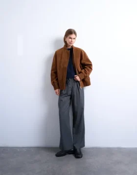 Tscharlotte Otw Bomber