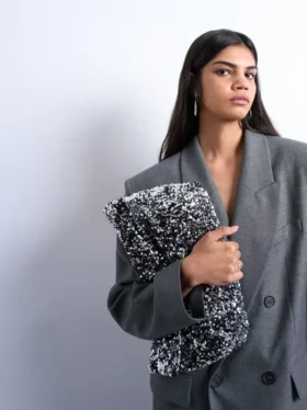 Tsgeorgia Clutch