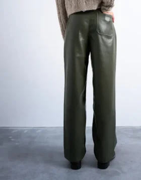 Tslaura-Hose