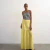 Tsmarya Langrock mit hoher Taille