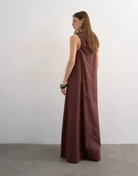 Tsruni Langes Kleid