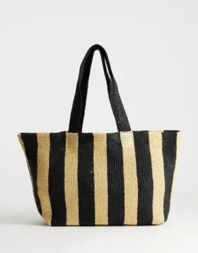 Tsselia-Tasche