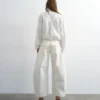 Tstilda Jeans mit mittlerer Leibhöhe und Barrel-Fit