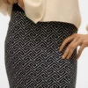 Vmaria Langrock mit hoher Taille