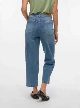Vmbetty High-Rise-Jeans im Mom-Fit