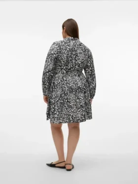 Vmcdebbyana Kurzkleid