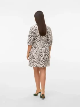 Vmcdora Kurzkleid