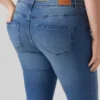 Vmcfanya Mid-Rise-Jeans in Slim-Fit