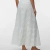 Vmelisa Langrock mit hoher Taille