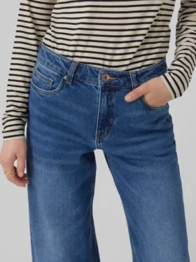Vmfaith Jeans mit niedriger Leibhöhe und weitem Bein