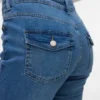 Vmflash Jeans mit mittlerer Leibhöhe und ausgestelltem Schnitt