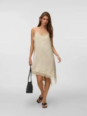 Vmnovi Kurzes Kleid mit Shorts