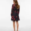 Vmsabrina Kurzes Kleid mit Shorts