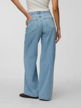 Vmsandie – Stretch-Jeans mit mittlerer Leibhöhe und weitem Schnitt – Cropped-Jeans