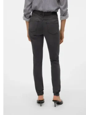 VMTanya Mid-Rise-Jeans in Skinny-Passform