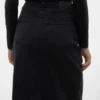 Vmtessa Langrock mit hoher Taille