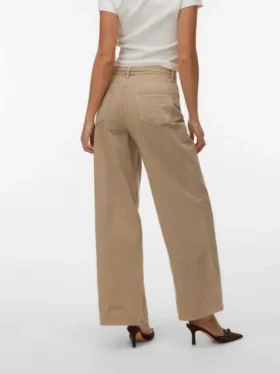 Vmwien Jeans mit mittlerer Leibhöhe und weitem Bein