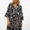 Vmzera Kurzkleid